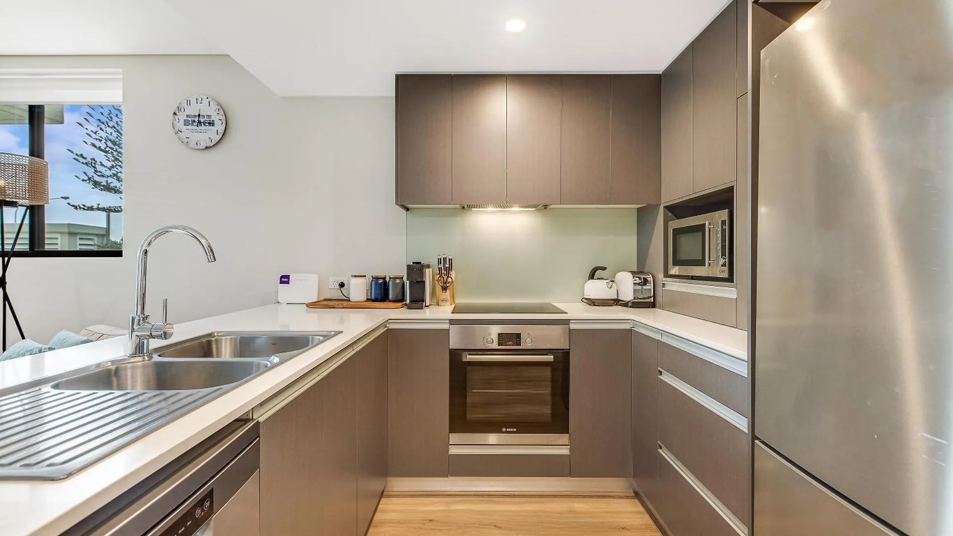 ***  Aparthotel Pure Kirra Gold Coast Australia