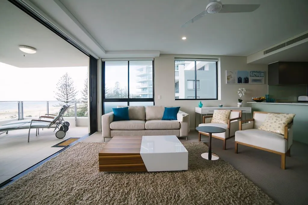 Aparthotel Pure Kirra Gold Coast