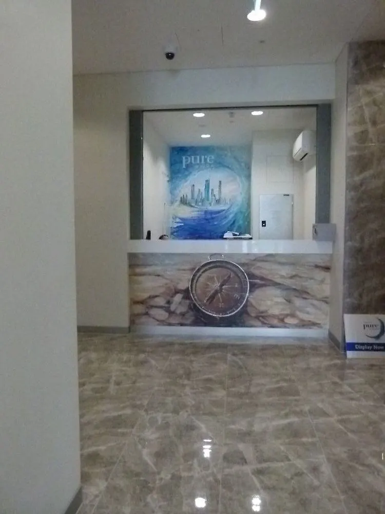 Aparthotel Pure Kirra Gold Coast